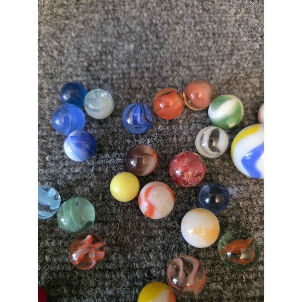 Vtg 46 pc Mixed Glass Marbles Lot Machine Made Mixed Colors Assortment - Picture 6 of 10